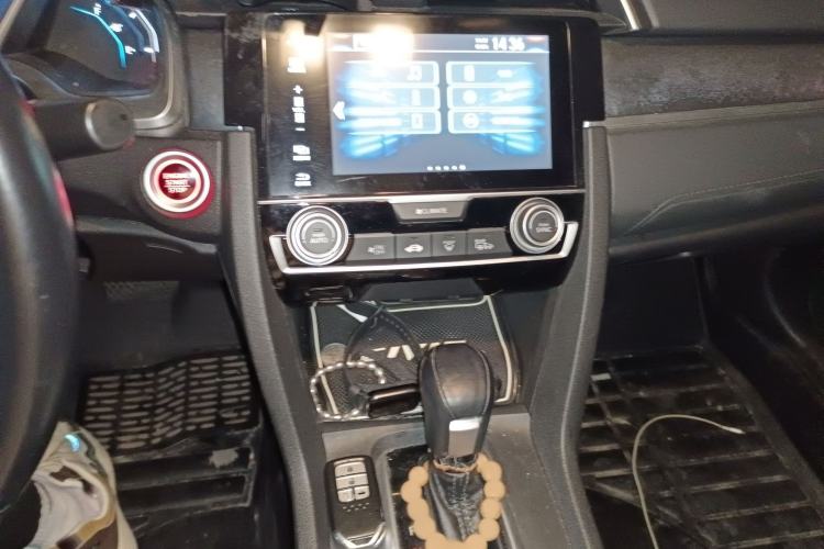 Used Honda Civic 2016 220TURBO CVT Prestige Edition
