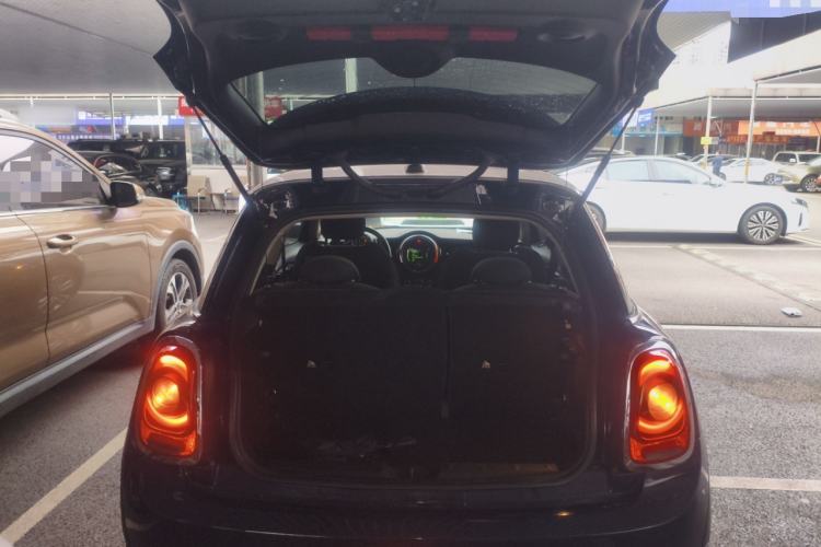 Used MINI MINI 2016 1.5T COOPER SEVEN
