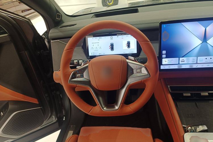 Used BYD Tang L 2025 DM 175KM Drone Player Edition
