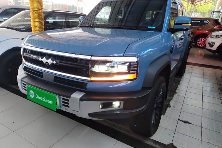 Used  Leopard 5 2023 Explore Edition
