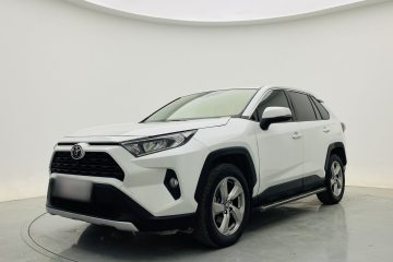 Used Toyota RAV4 2022 2.0L CVT Two-Wheel Drive Fashion Plus Edition