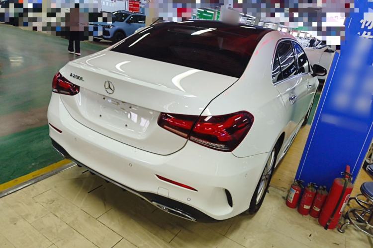 Used Mercedes-Benz A-Class 2021 A 200 L Sport Sedan Fashion Model
