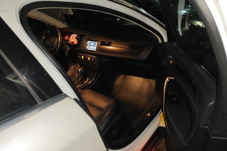 Used Citroen C5 2014 1.6T Automatic Luxury Model
