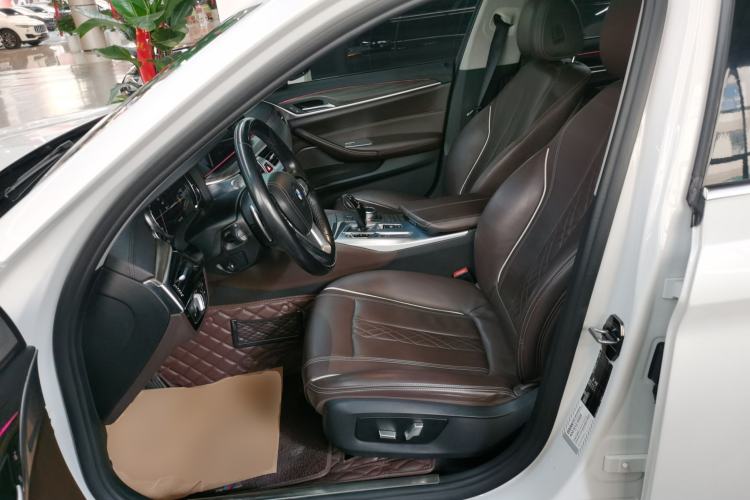 Used BMW 5 Series 2018 Facelifted 530Li Luxury Edition Premium Package
