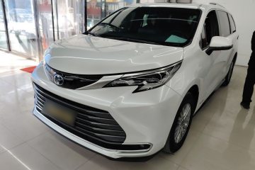 Used Toyota Sienna 2021 2.5L Hybrid Premium Edition