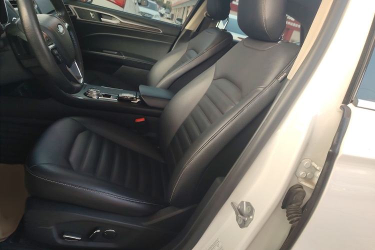 Used Ford Mondeo 2018 EcoBoost 200 Smart Control Luxury Model China VI Standard
