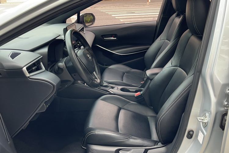 Used Toyota Levin 2022 Dual-Motor 1.8H E-CVT Leading Edition
