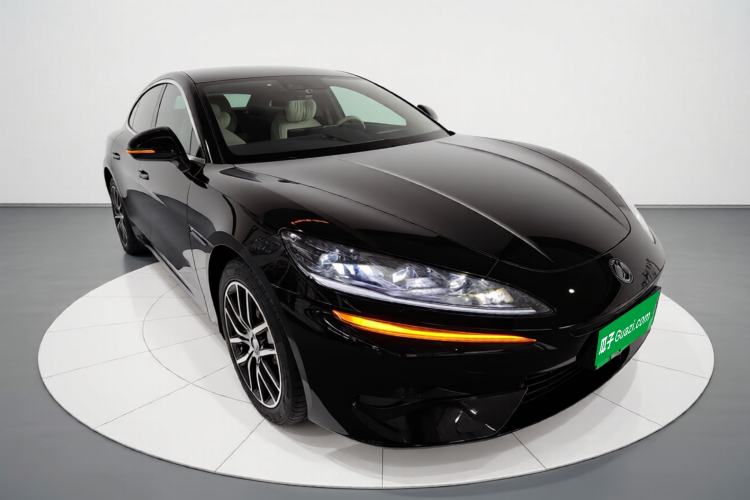 Used Denza Z9 2024 1100 km Four-Wheel Drive Max Version