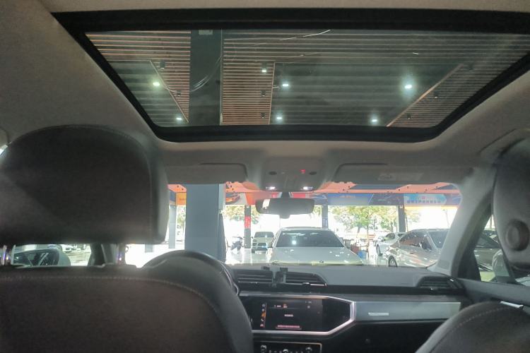 Used Audi Q3 2021 35 TFSI Fashion Dynamic Model