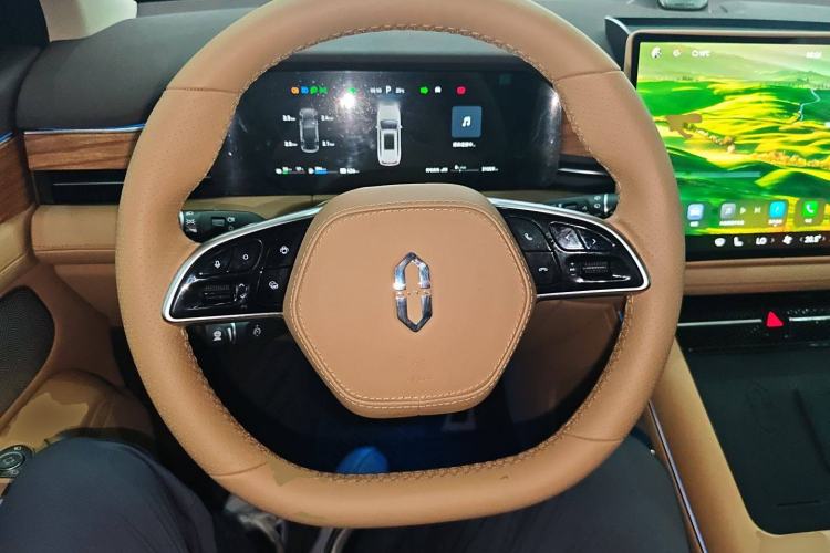 Used Hima AITO M7 2024 1.5T Rear-Drive Plus Version 5 Seats
