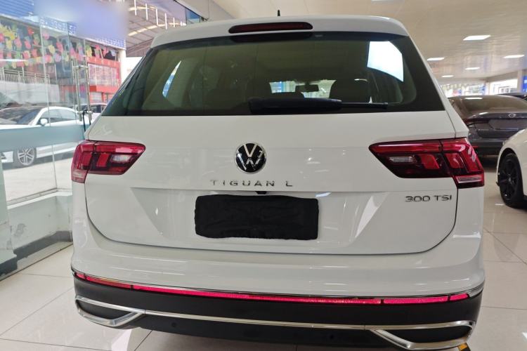 Used Volkswagen Tiguan L 2024 300TSI Automatic Two-Wheel Drive Smart Edition
