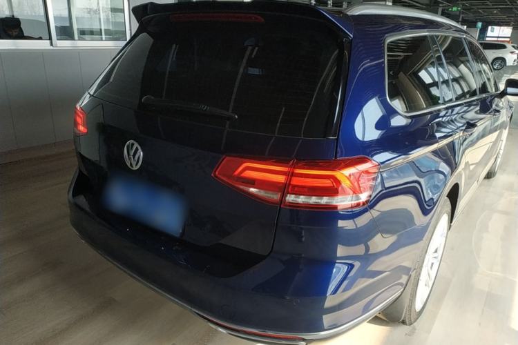 Used Volkswagen Variant 2018 380TSI Two-Wheel Drive Comfort Edition