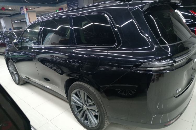 Used Leapmotor C16 2026 Extended-Range 280 LiDAR Zhizun Edition 6 Seats
