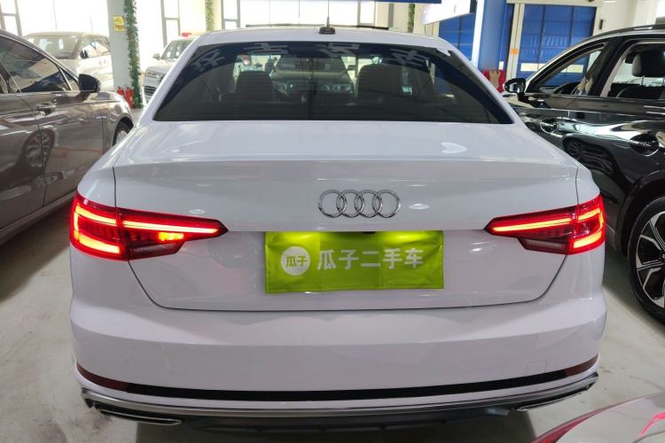 Used Audi A4L 2019 40 TFSI Fashion Version China V
