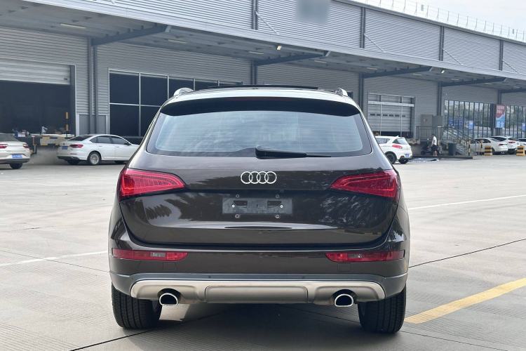 Used Audi Q5 2017 Plus 40 TFSI Technology Model
