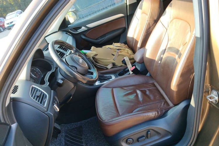 Used Audi Q3 2015 35 TFSI Comfort Model