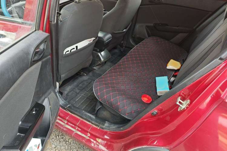 Used Baojun 310 2016 1.2L manual Comfort trim level
