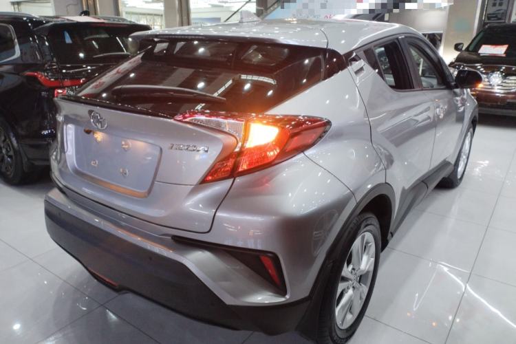 Used Toyota IZOA 2021 2.0L Yixing Version