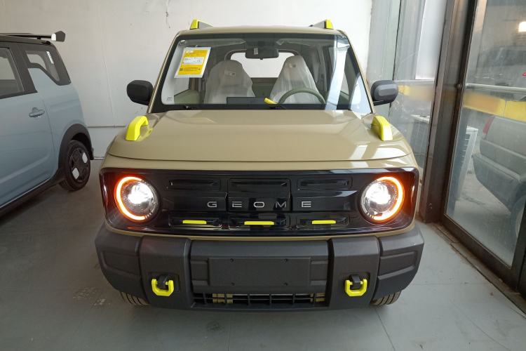 Used  Panda 2025 210km Panda Rider