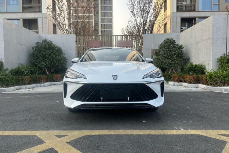 Used Roewe i5 2023 1.5L Manual Comfort Edition
