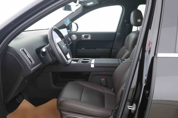 Used Li Auto L8 2023 Pro Model
