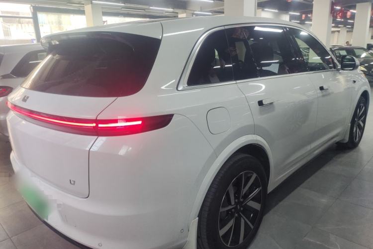 Used Li Auto L7 2023 Air model
