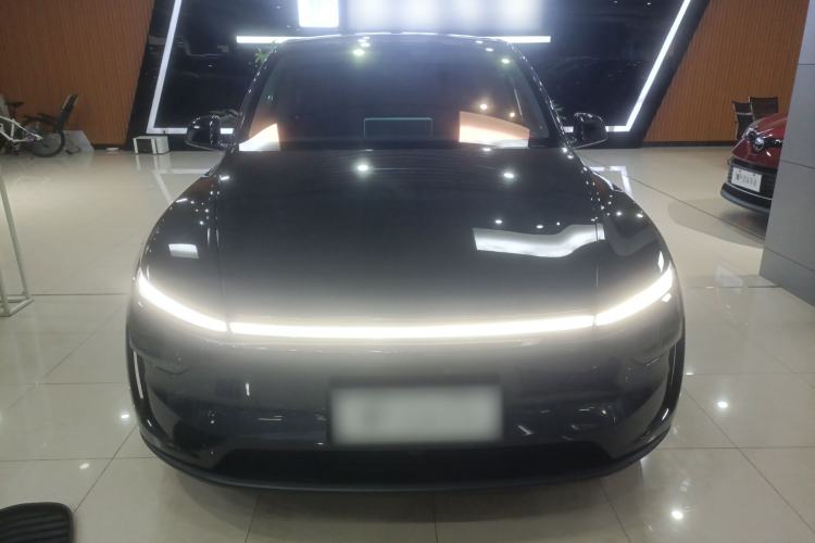 Used Tesla Model Y 2025 Long-Range All-Wheel Drive First Edition