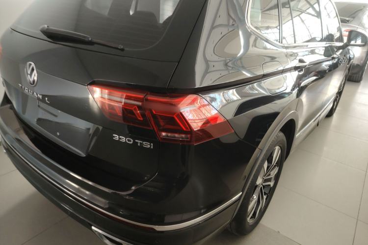 Used Volkswagen Tiguan L 2023 330TSI Automatic Two-Wheel Drive R-Line Enjoyment Edition
