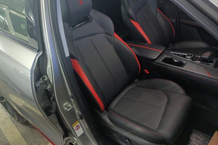 Used Oshan Z6 2022 Blue Whale 1.5T DCT Smart Edition
