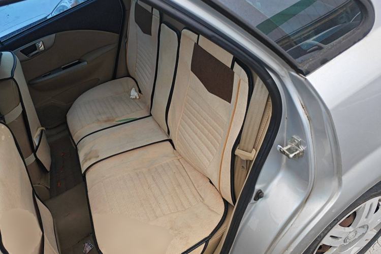 Used Buick Excelle 2013 1.5L Automatic Classic Model
