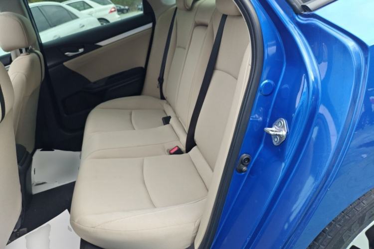 Used Honda Civic 2016 220TURBO CVT Luxury Edition
