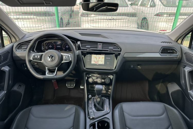 Used Volkswagen Tiguan L 2021 330TSI Automatic Two-Wheel Drive R-Line Enhanced Edition
