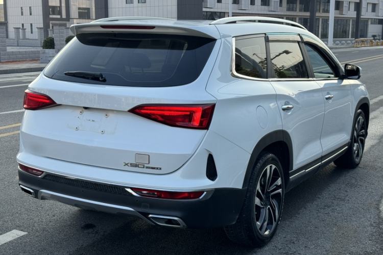 Used JETOUR X90 2019 1.6T DCT Luxury Touring Edition 5 Seats China VI Standard
