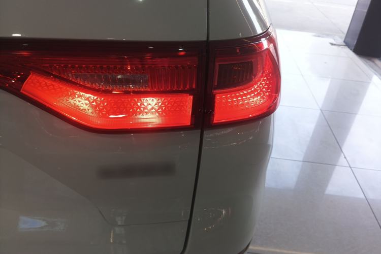 Used Haval M6 2021 PLUS 1.5T DCT Luxury Smart Connectivity Model