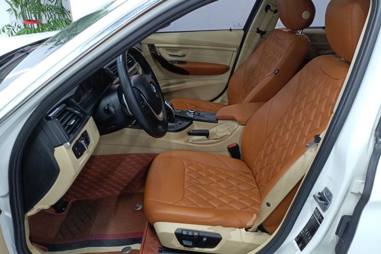 Used BMW 3 Series 2015 320Li Luxury Design Package
