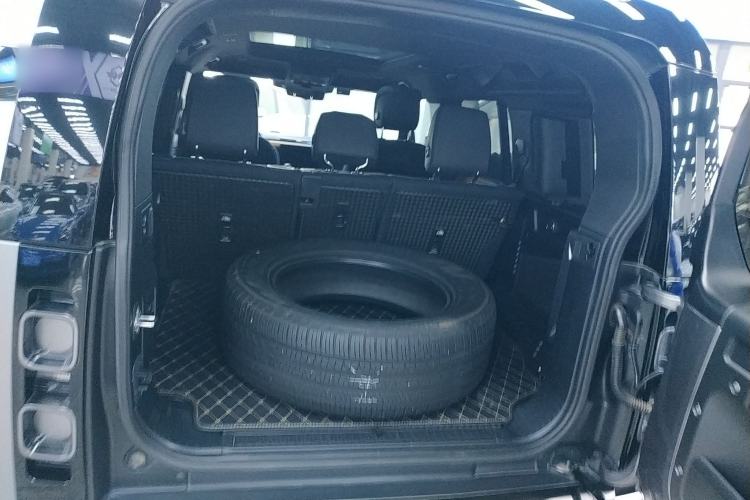 Used Land Rover Defender 2022 110 P400 X