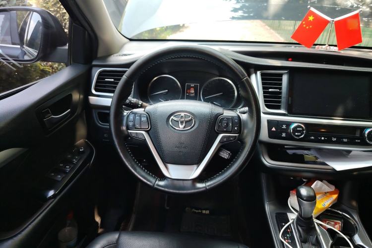 Used Toyota Highlander 2018 2.0T Four-Wheel Drive Prestige Version 7 Seats China VI Standard
