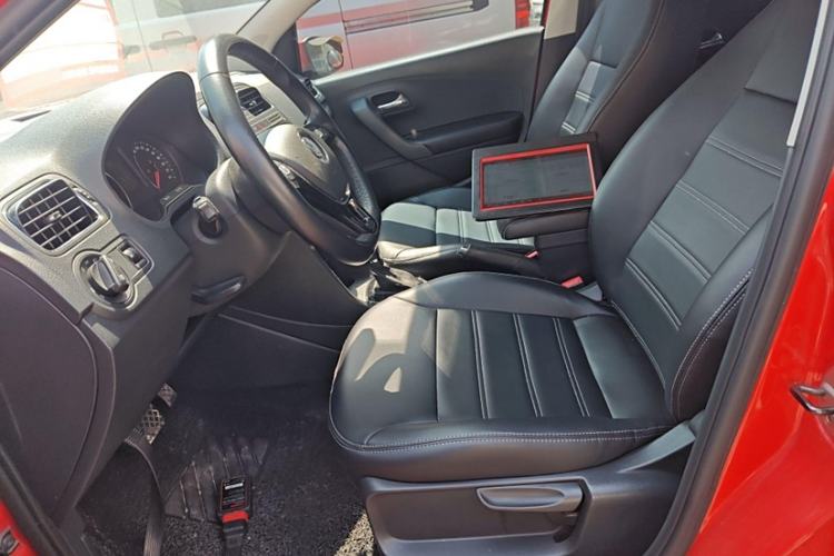 Used Volkswagen Polo 2016 1.6L Automatic Comfort Model