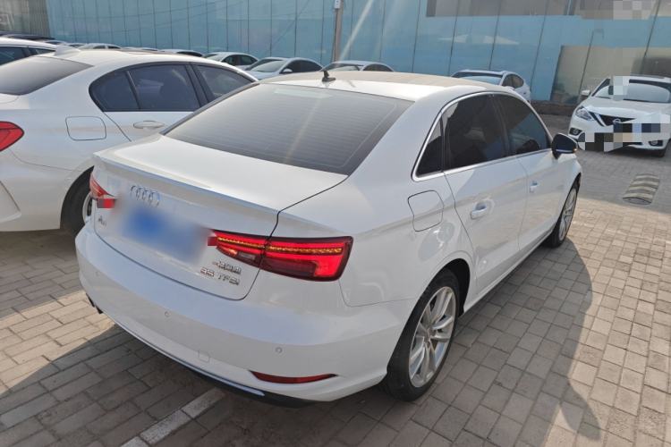Used Audi A3 2019 Limousine 35 TFSI Ambition China V