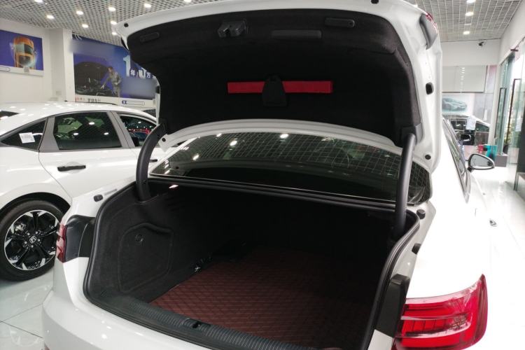 Used Audi A4L 2019 40 TFSI Ambition China VI