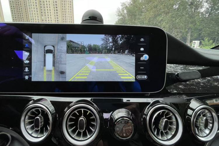 Used Mercedes-Benz Vito 2023 2.0T Elite Version 7 Seats