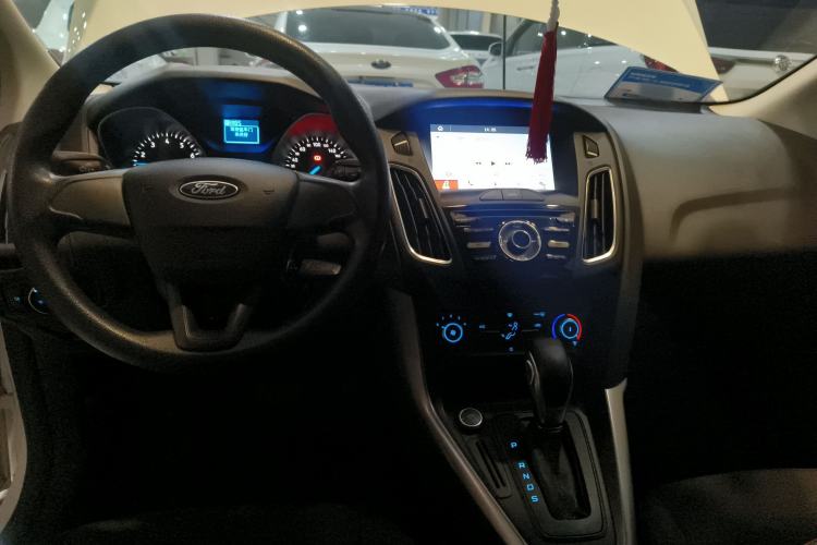 Used Ford Focus 2018 Hatchback Classic 1.6L Automatic Comfort Plus SmartDrive Edition
