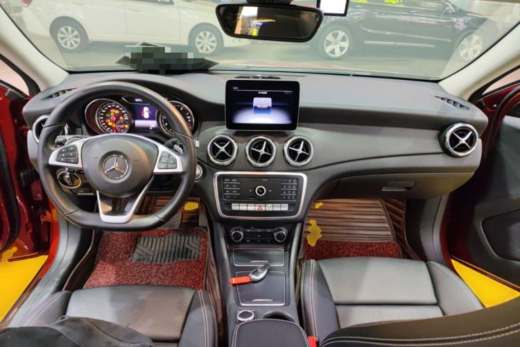 Used Mercedes-Benz GLA 2019 GLA 200 Fashion Model
