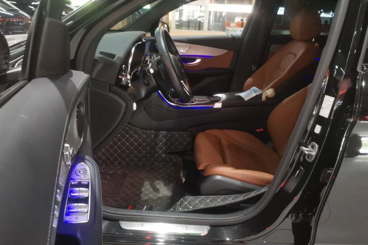 Used Mercedes-Benz GLC Coupe 2022 Refreshed GLC 260 4MATIC Coupe SUV
