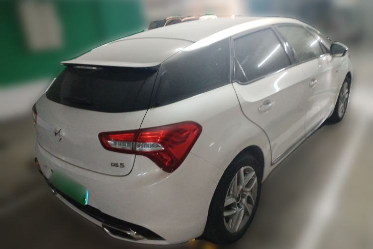 Used  5 2014 1.6T Elegant Version THP160