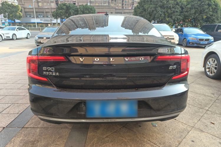 Used Volvo S90 2024 B5 Zhiyi Luxury Edition