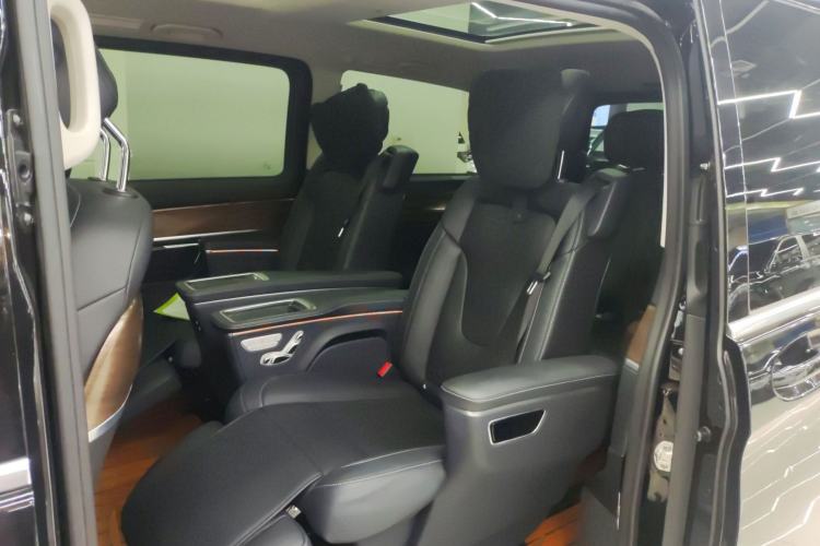 Used Mercedes-Benz V-Class 2021 V 260 Prestige Edition
