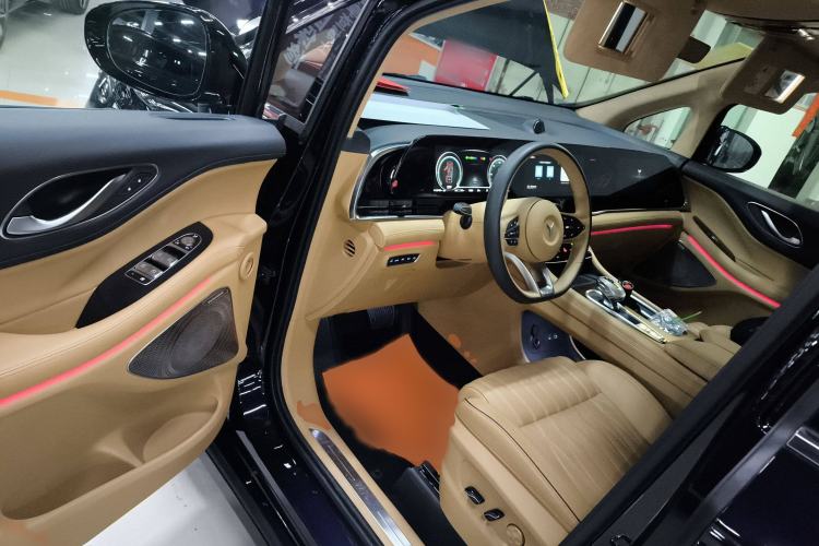 Used VOYAH Dream 2024 PHEV Ultra-Long Range Flagship Edition
