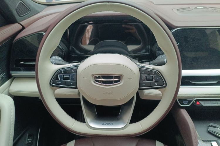 Used Geely Auto Monjaro L 2021 2.0TD DCT EVO Two-Wheel Drive Prestige Version
