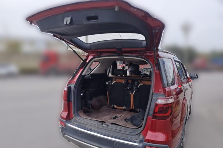 Used Oshan CX70 2017 Facelifted CX70T 1.5T Manual High-Performance Edition
